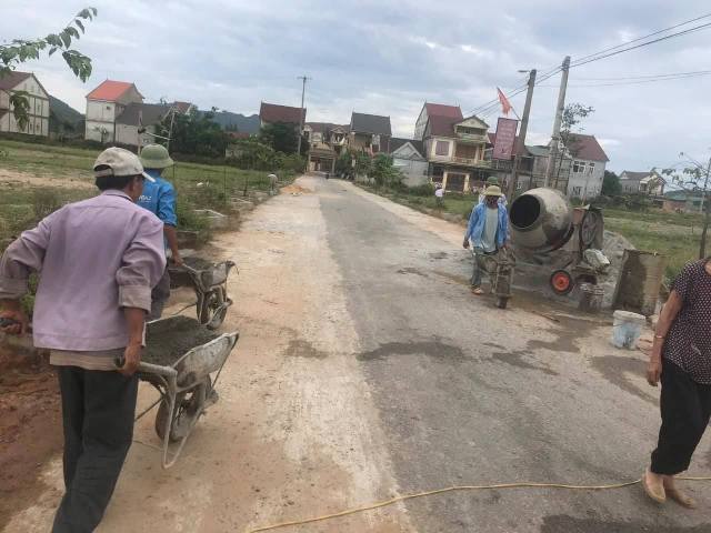 bch hnd xa giup thon an phuc loc lam bon hoa tuyen duong mau